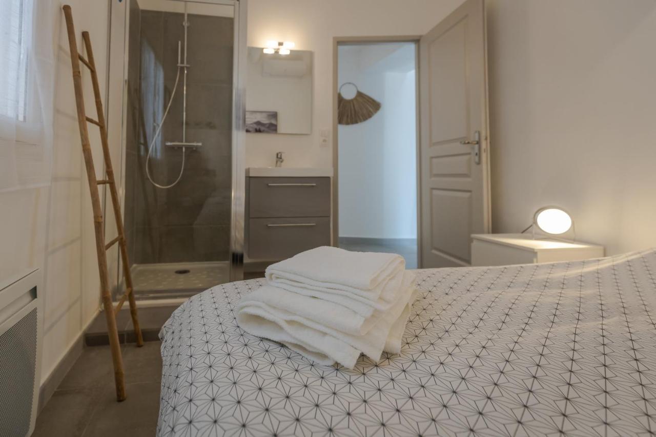 Appartement Terrasse Climatise Calme En Centre-Ville LʼIsle-sur-la-Sorgue Exteriör bild